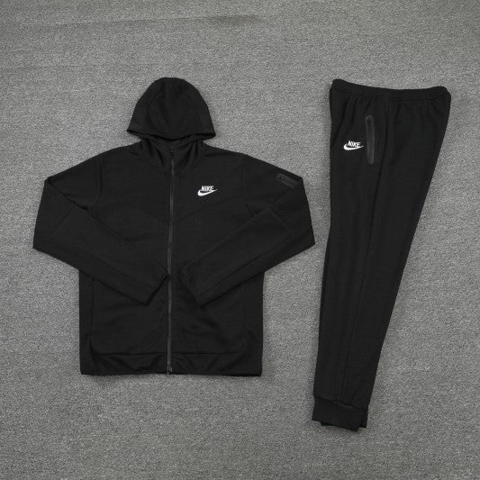 Conjunto Nike Tech Fleece Preto Bordado