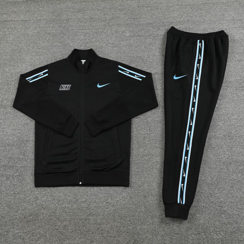 Conjunto Nike Repeat Preto