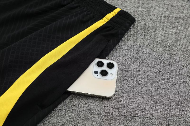 Kit Camisa Regata e Short PSG Preto e Amarelo 23/24