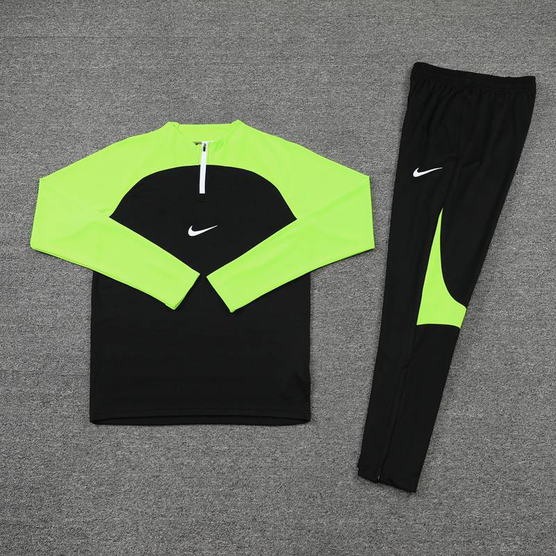 Conjunto Treino Nike Preto e Verde Dri Fit