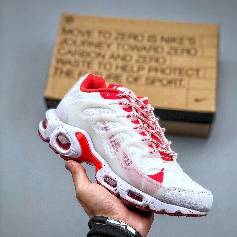 TÊNIS NIKE AIR MAX TERRASCAPE PLUS SCARLET