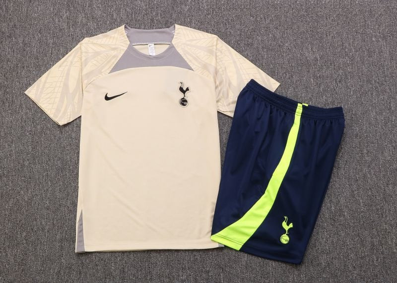 Camisa e Short Tottenham Treino 22/23