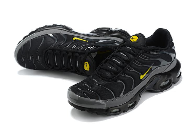 TÊNIS NIKE AIR MAX PLUS TN BATMAN