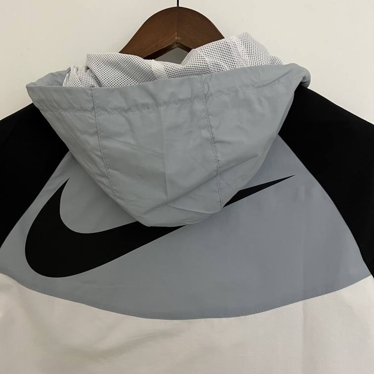 Corta Vento Nike Swoosh