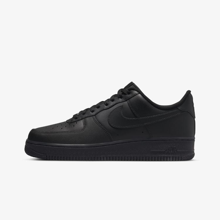 TÊNIS NIKE AIR FORCE 1 TRIPLE BLACK