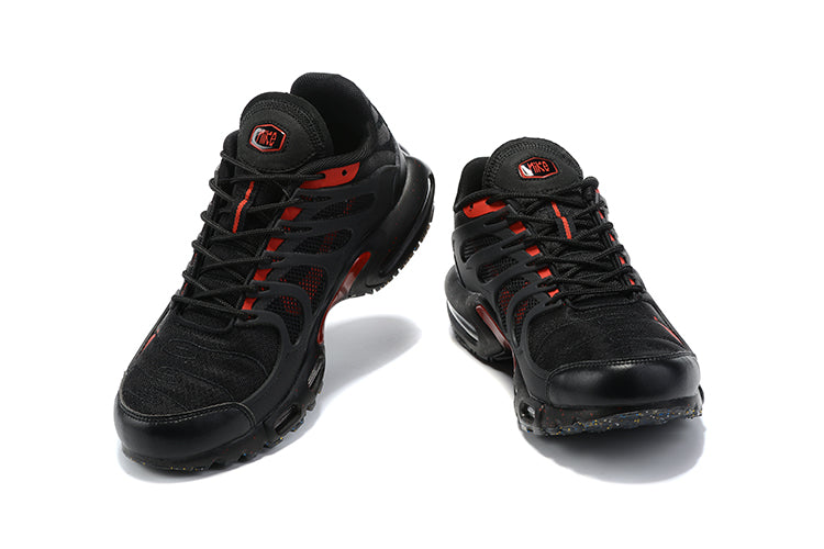 TÊNIS NIKE AIR MAX TERRASCAPE PLUS BLACK RED