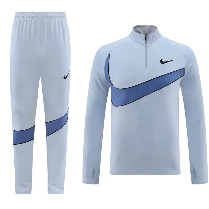 Conjunto Nike Swoosh Azul Claro 24/25