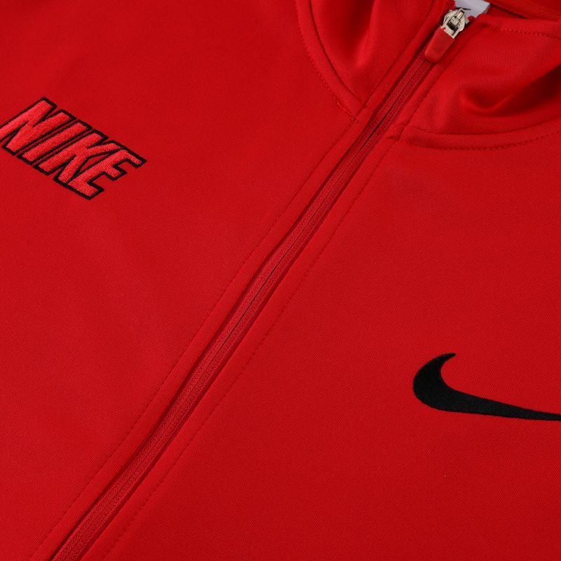 Conjunto Nike Repeat Vermelho e Preto