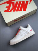 TÊNIS NIKE AIR FORCE 1 TRIPLE WHITE x SUPREME - Lagrife Sport