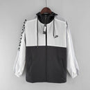 Corta Vento Swoosh Nike Preto x Branco - Lagrife Sport