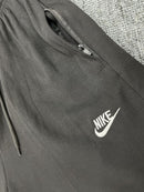 Kit Camisa e Short Nike Fleece Bege e Preto - Lagrife Sport