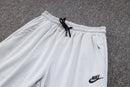Conjunto Nike Tech Fleece Inside Cinza e Amarelo - Lagrife Sport