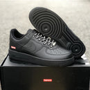 TÊNIS NIKE AIR FORCE 1 TRIPLE BLACK x SUPREME - Lagrife Sport