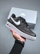 TÊNIS NIKE AIR FORCE 1 BLACK WHITE - Lagrife Sport