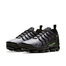 TÊNIS NIKE VAPORMAX PLUS VERDE BLACK VOLT - Lagrife Sport
