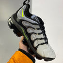 TÊNIS NIKE VAPORMAX PLUS VERDE BLACK VOLT - Lagrife Sport