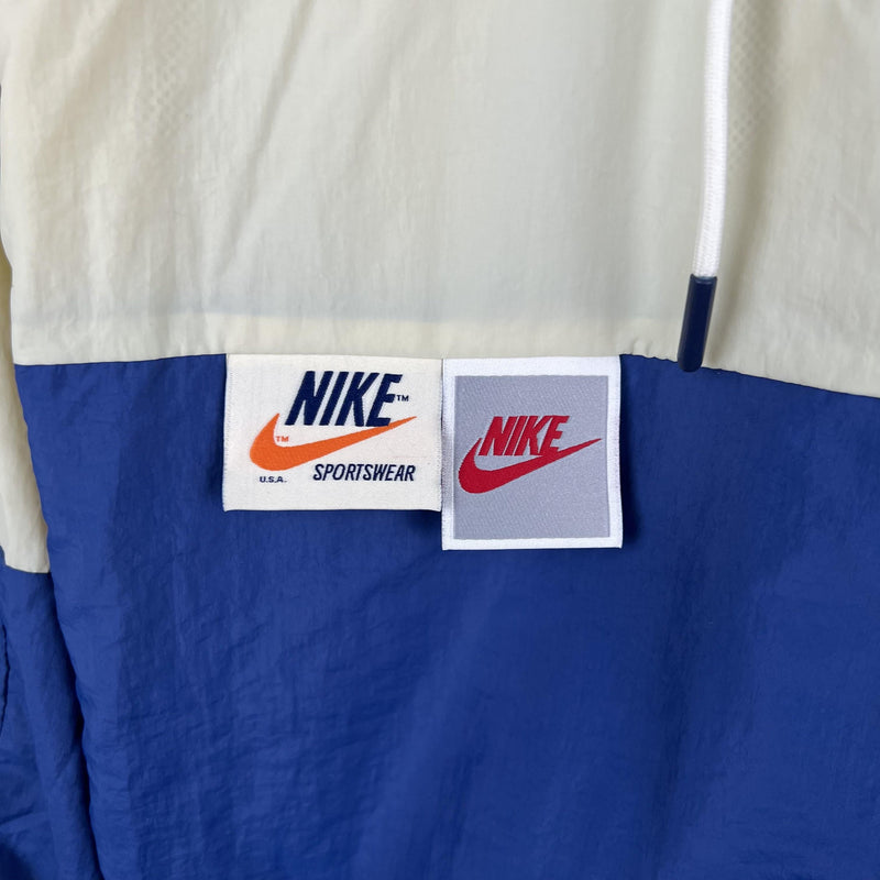 Corta-vento Nike. 2022 - Bege e Azul