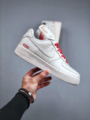 TÊNIS NIKE AIR FORCE 1 TRIPLE WHITE x SUPREME - Lagrife Sport