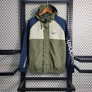 Corta Vento Nike Swoosh Militar - GG - PRONTA ENTREGA - Lagrife Sport