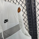 Colete Branco Nike Big Logo - Lagrife Sport